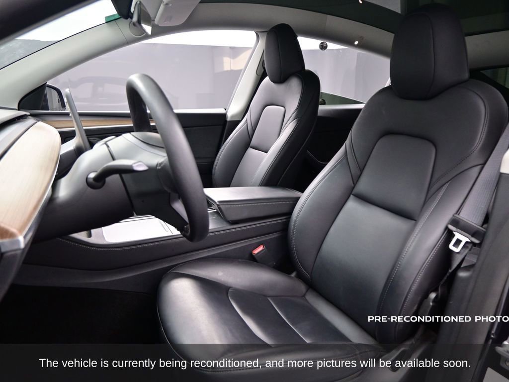 Used 2025 Tesla Model Y Long Range image 6