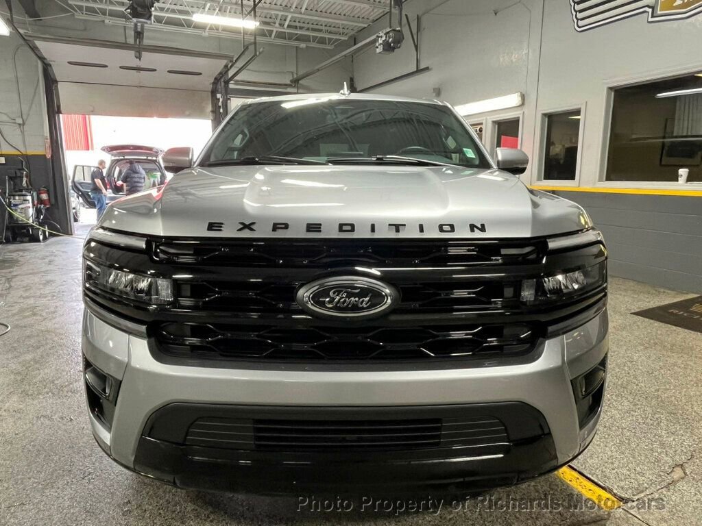 Used 2024 Ford Expedition Max Limited image 8