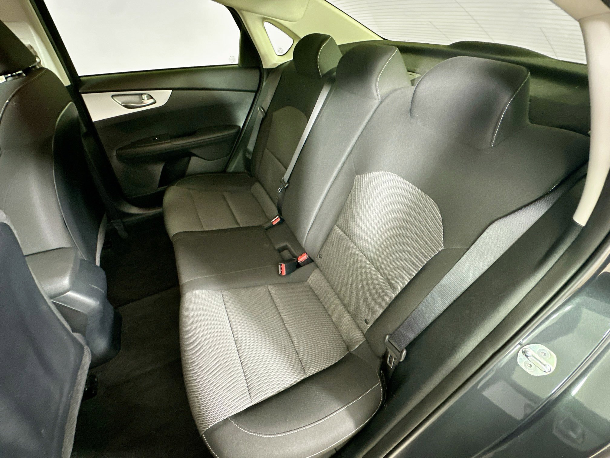 Used 2024 Kia Forte LXS w/ LXS Technology Package FWD image 27