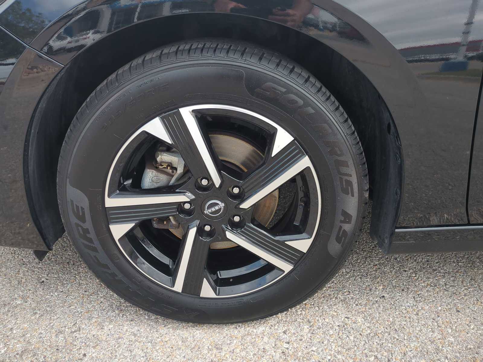 Used 2024 Nissan Sentra SV image 31