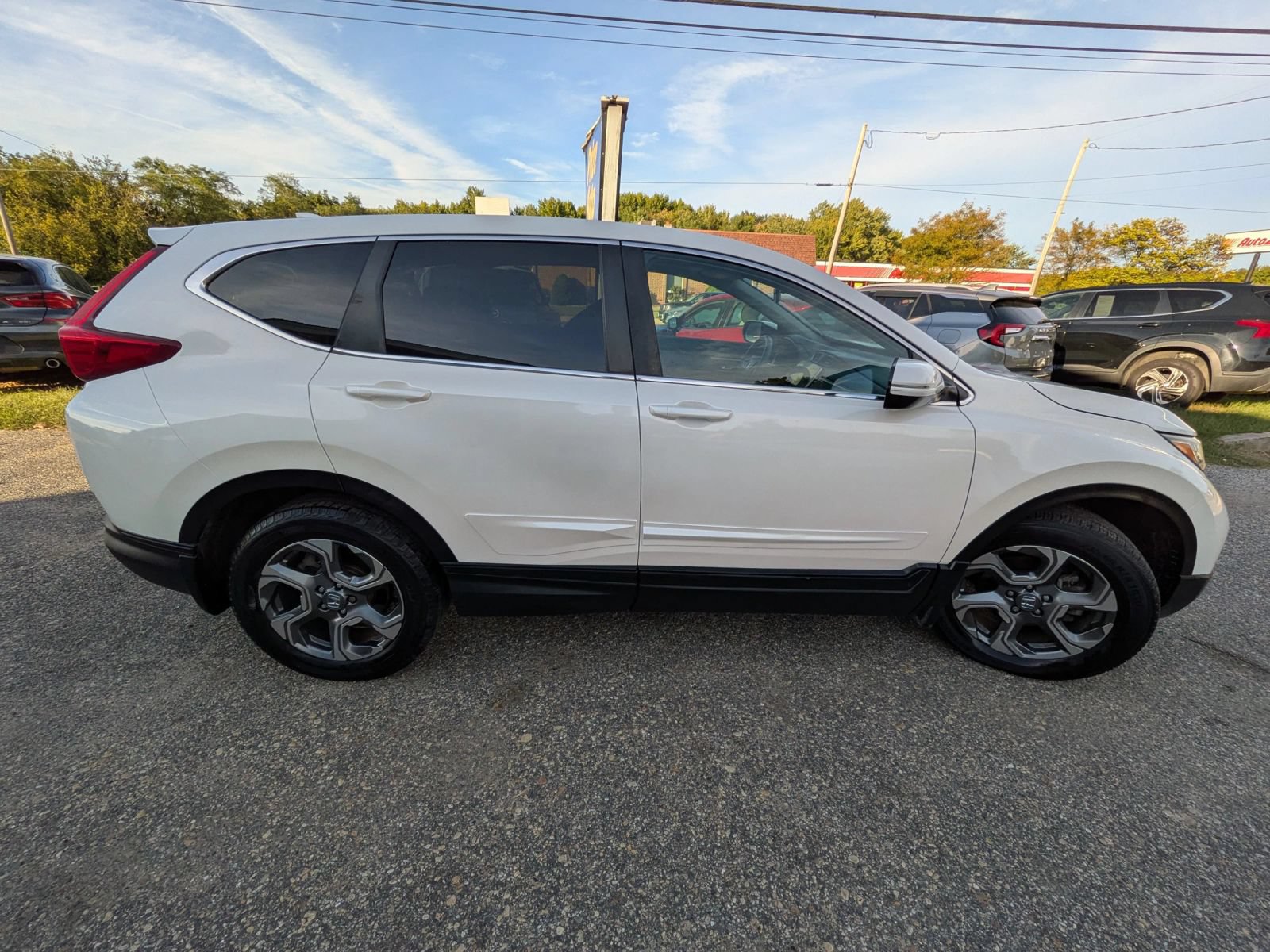 Used 2017 Honda CR-V EX image 6