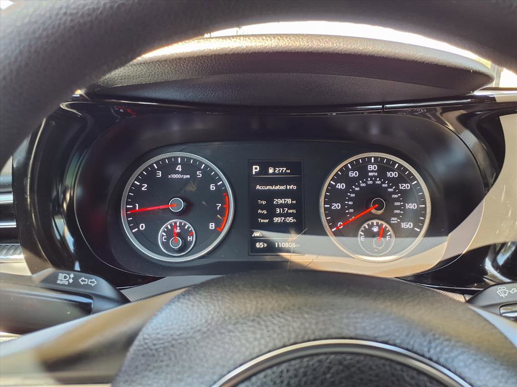 Used 2023 Kia K5 LXS image 14