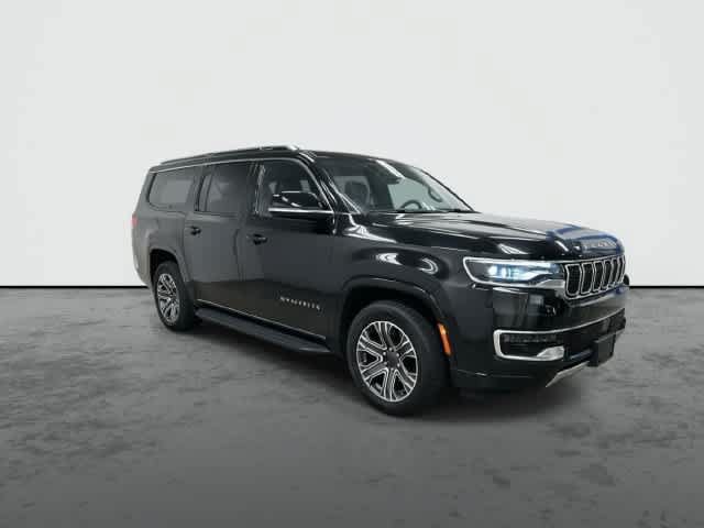 Used 2024 Jeep Wagoneer L Series II w/ Flexible Seating Group RWD image 5