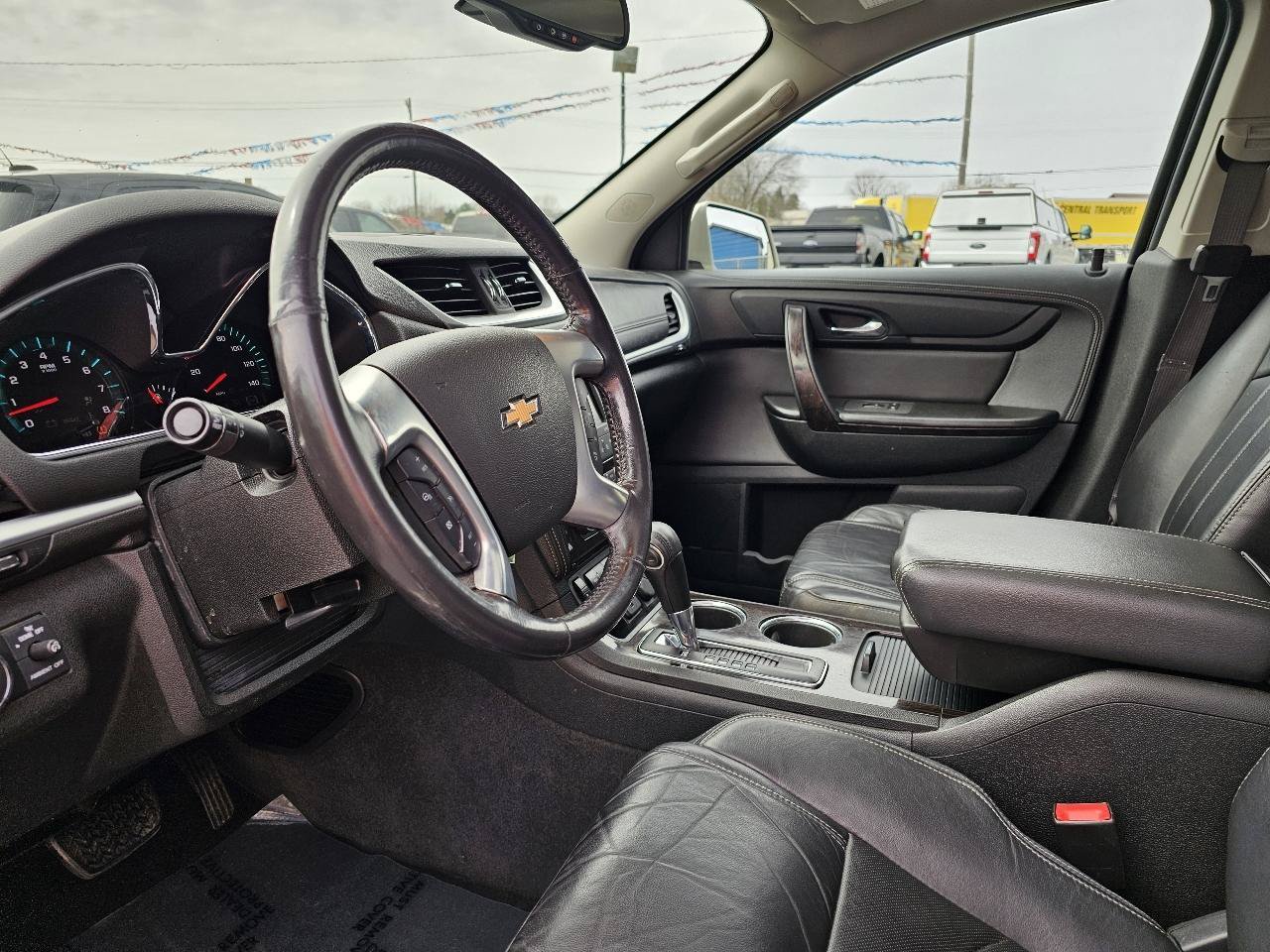 Used 2015 Chevrolet Traverse LTZ AWD/4WD image 7