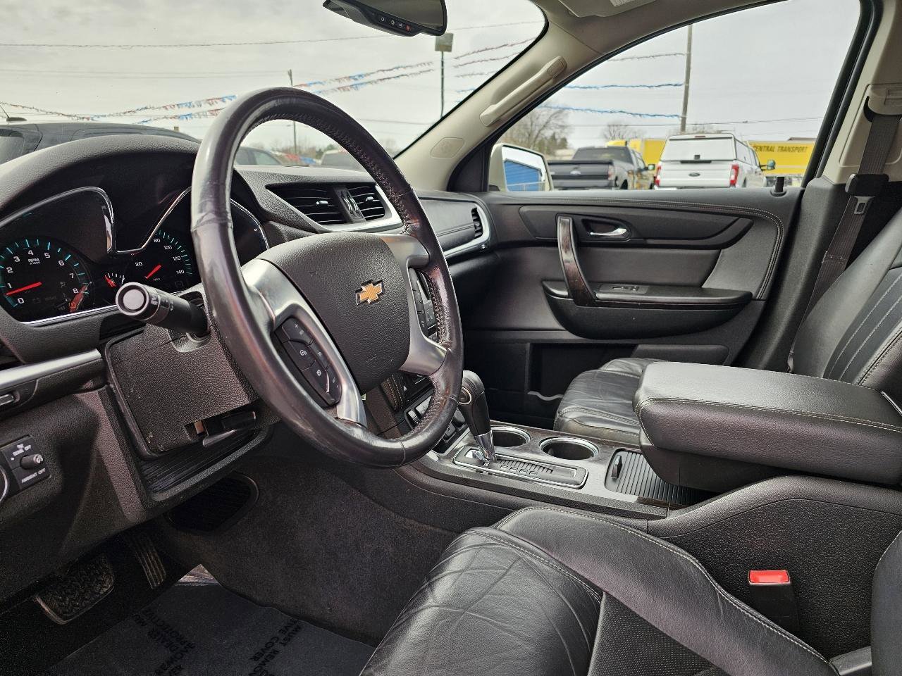 Used 2015 Chevrolet Traverse LTZ AWD/4WD image 7