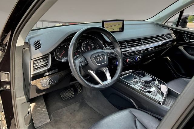 Used 2017 Audi Q7 3.0T Premium Plus image 16