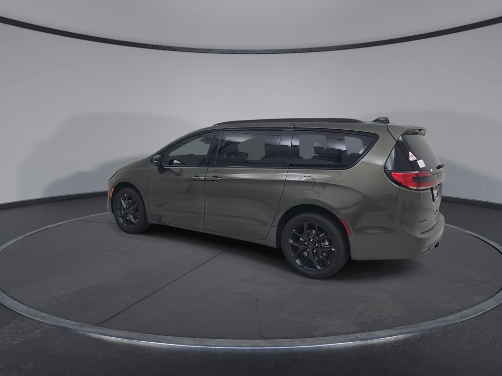 New 2027 Chrysler Pacifica Limited AWD/4WD image 10