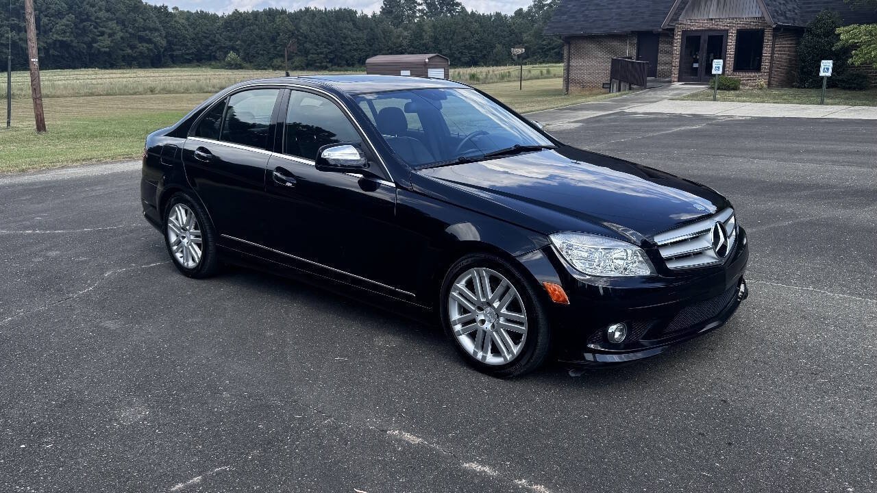 Used 2008 Mercedes-Benz C 300 Sedan image 2