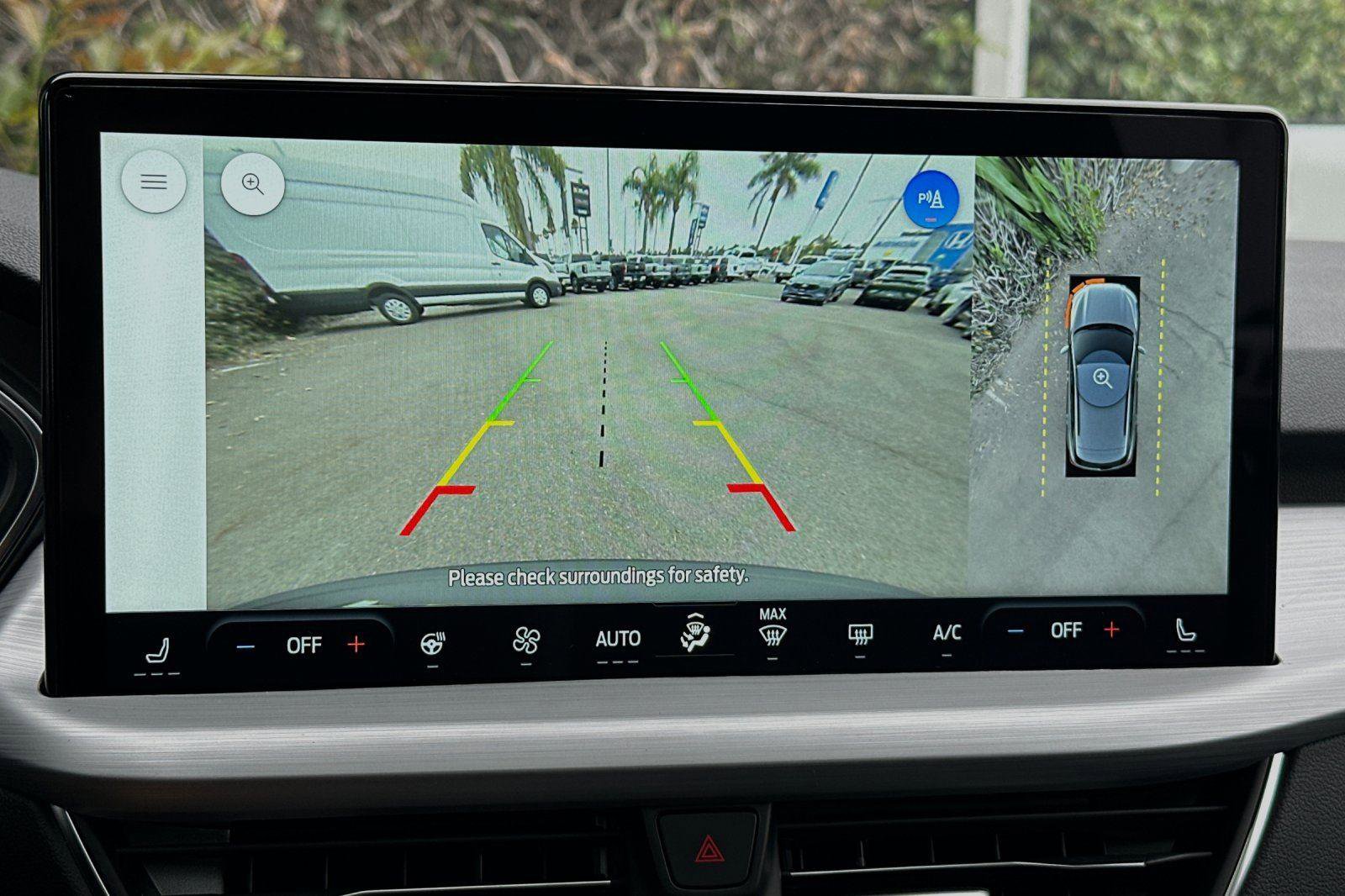 New 2024 Ford Escape PHEV w/ PHEV Premium Package image 17