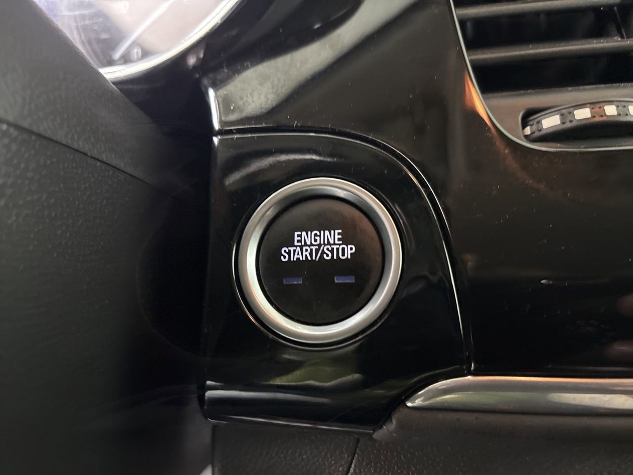 Used 2020 Buick Encore Preferred image 14