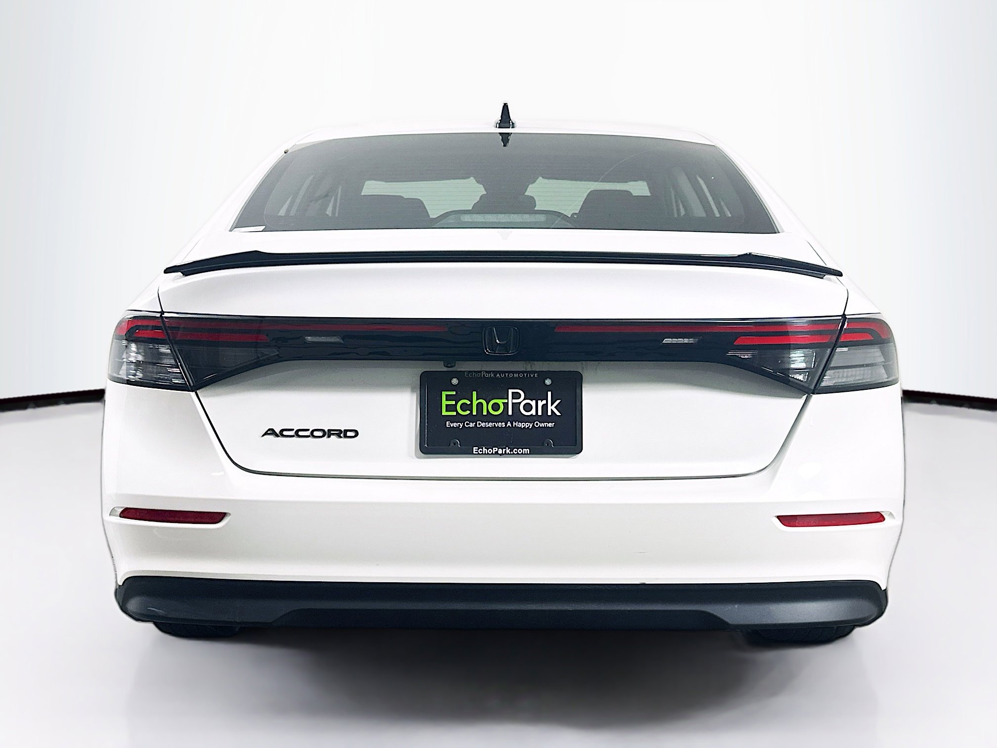 Used 2025 Honda Accord SE image 7