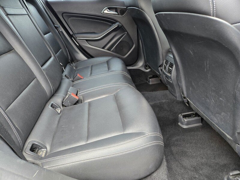 Used 2018 Mercedes-Benz CLA 250 image 15