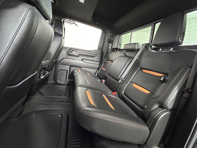 Used 2024 GMC Sierra 1500 AT4 w/ AT4 Premium Package AWD/4WD image 18
