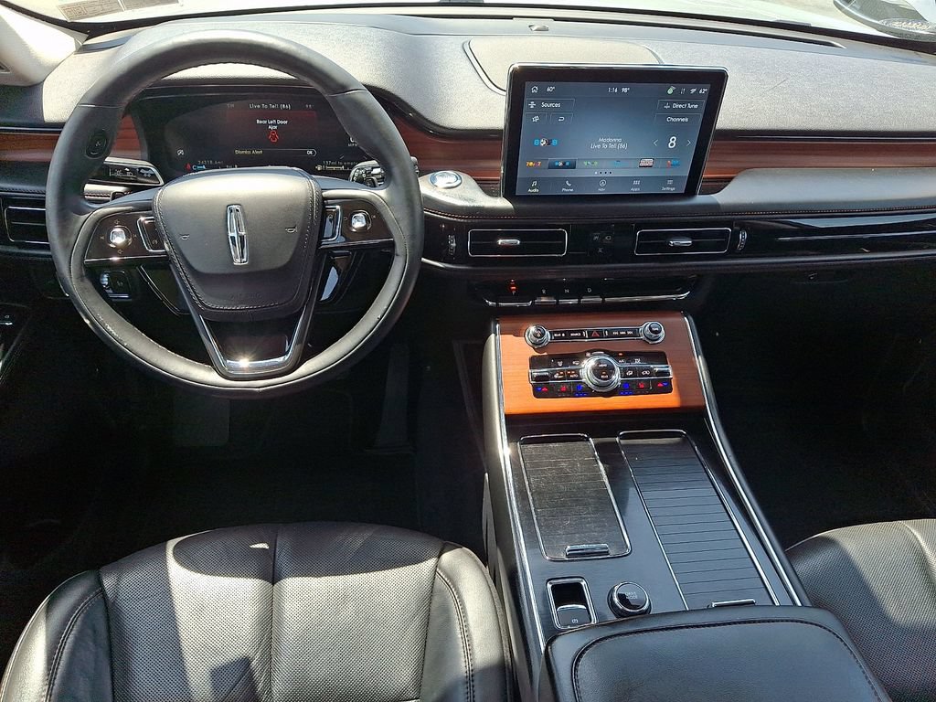 Certified 2023 Lincoln Aviator Reserve w/ Elements Package Plus AWD/4WD image 12