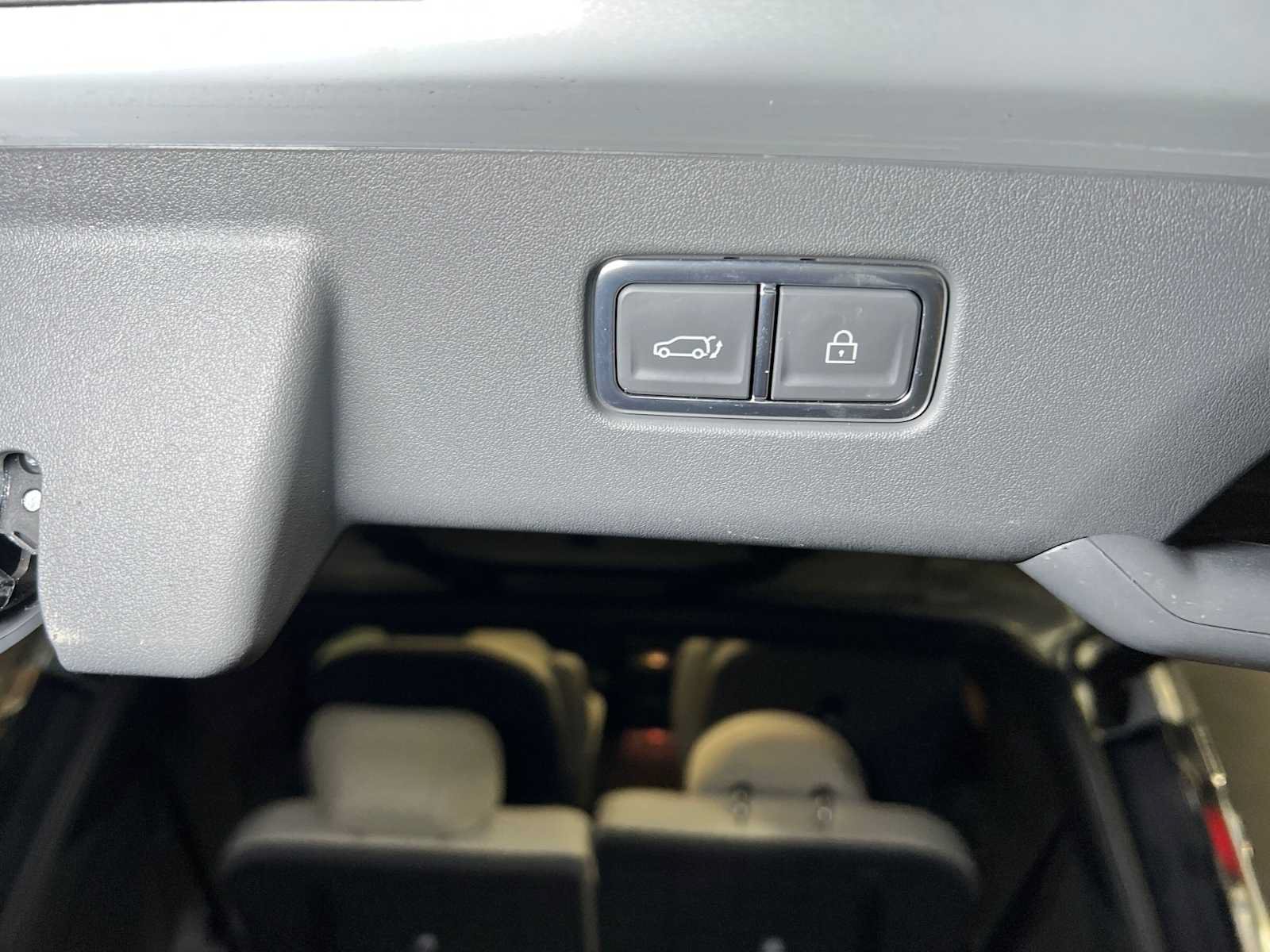 Used 2024 Kia EV9 GT-Line AWD/4WD image 19