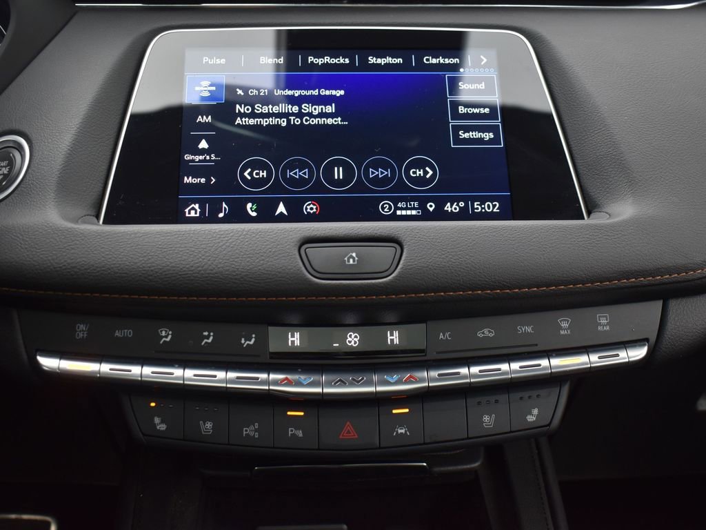 Used 2023 Cadillac XT4 Sport image 16