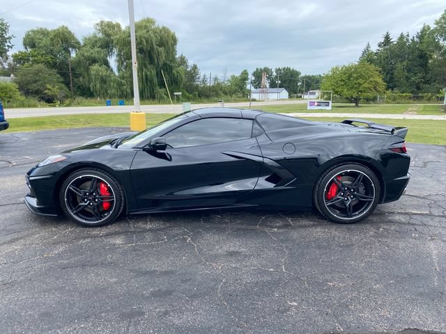 Used 2021 Chevrolet Corvette Stingray Premium Conv w/ Z51 Performance Package RWD image 3