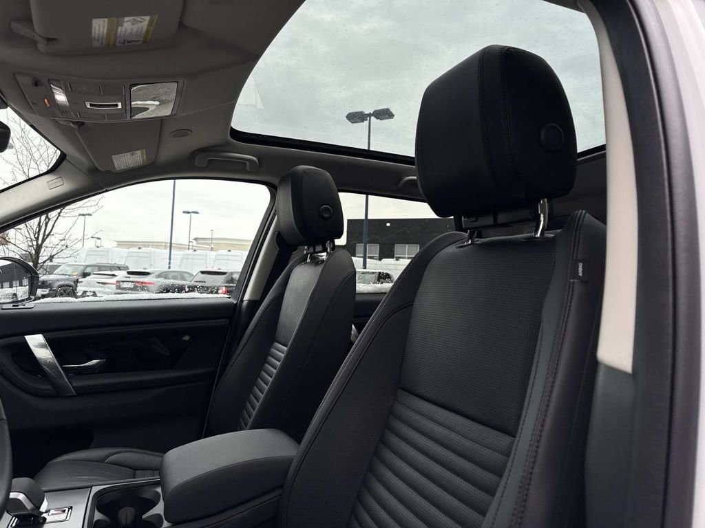 Certified 2025 Land Rover Discovery Sport S AWD/4WD image 19