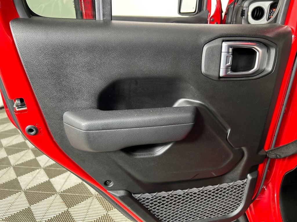 Used 2024 Jeep Wrangler Sport S image 16