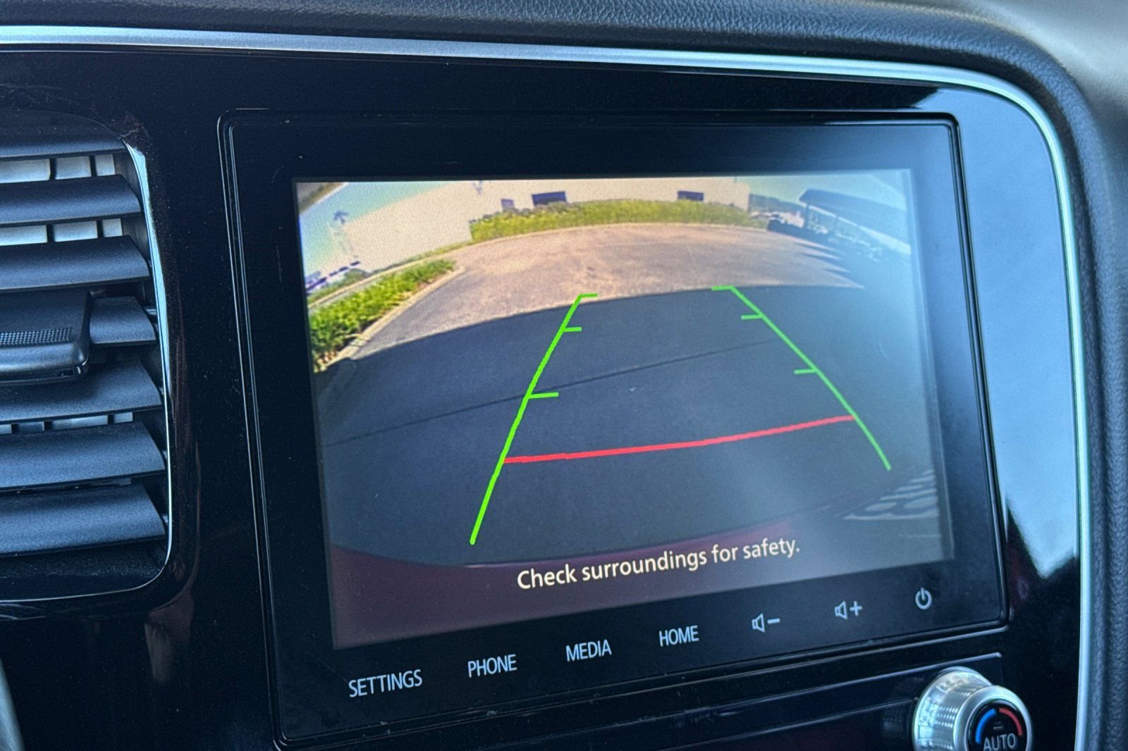 Used 2020 Mitsubishi Outlander LE image 20