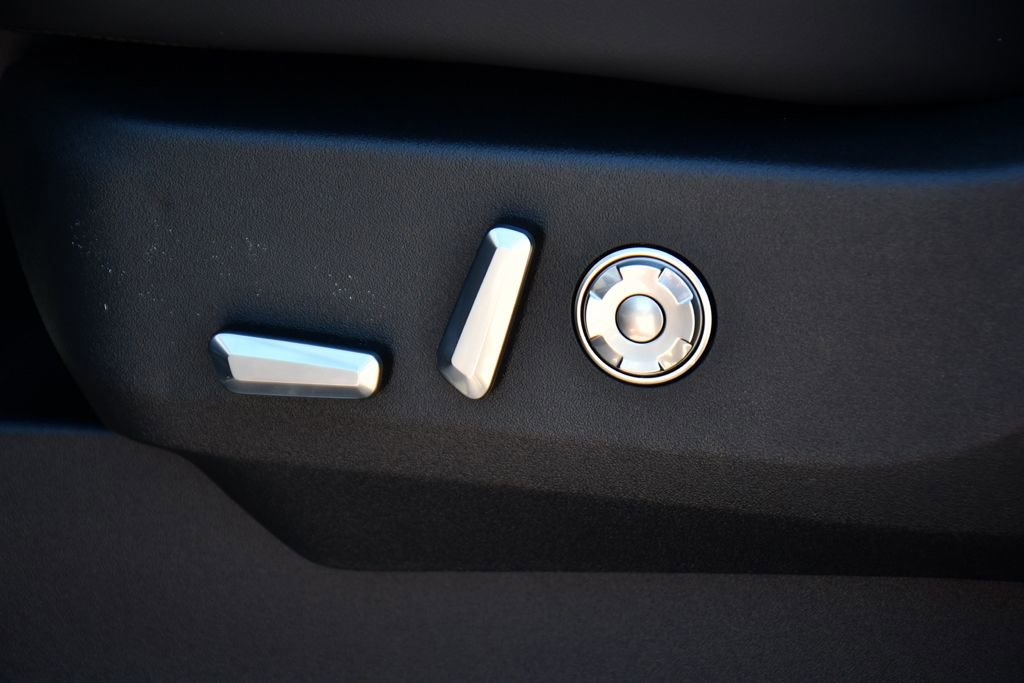 New 2026 Lincoln Navigator Reserve AWD/4WD image 27