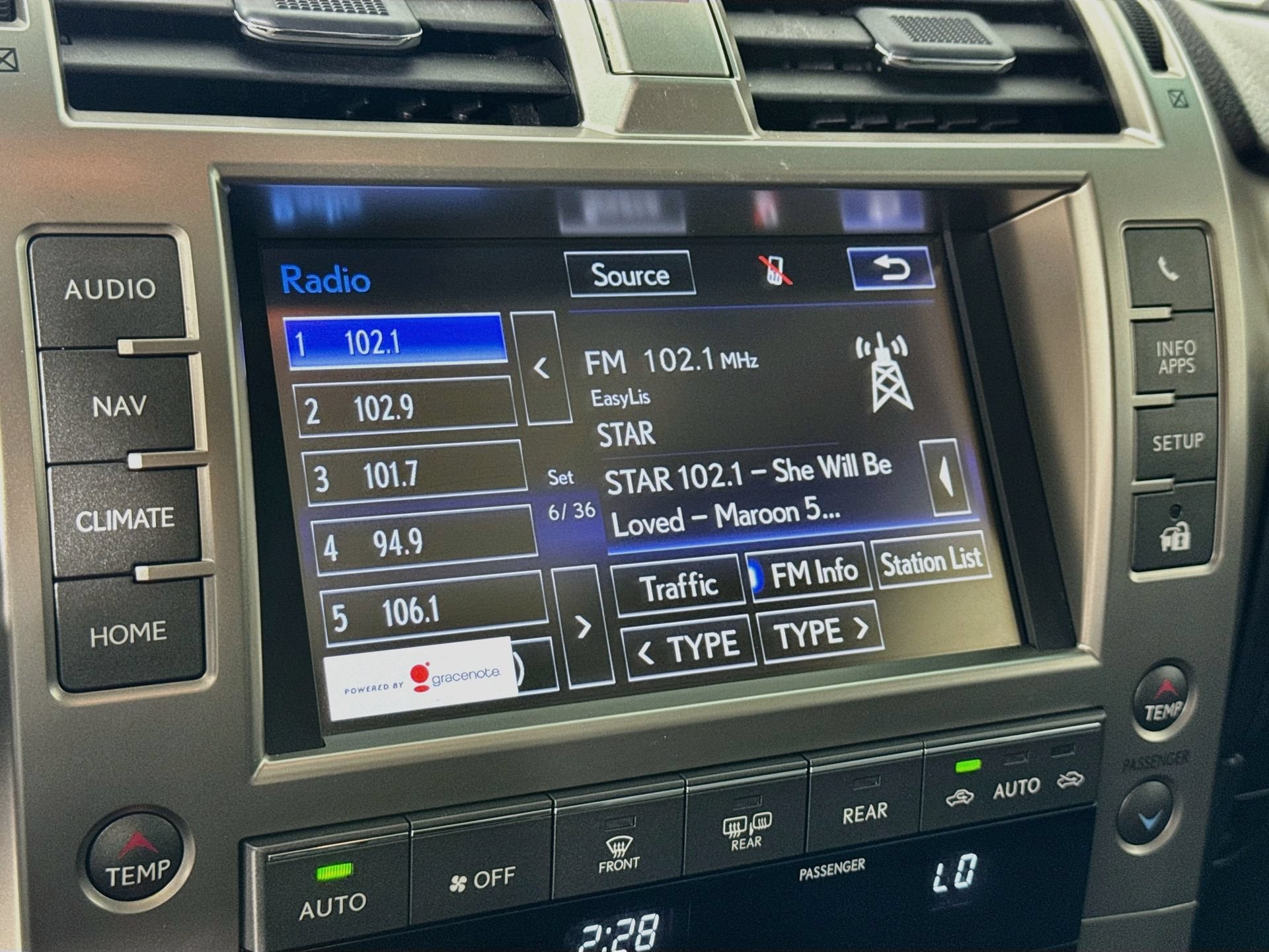 Used 2019 Lexus GX 460 Premium AWD/4WD image 16