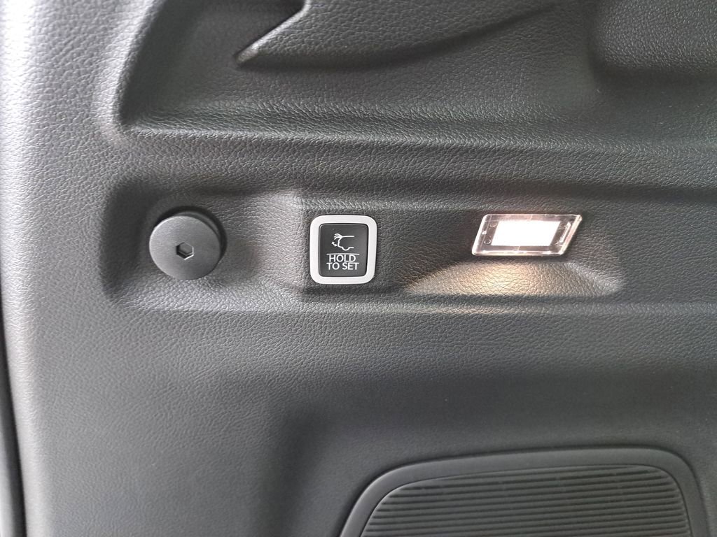 New 2026 Jeep Grand Cherokee L Limited image 15