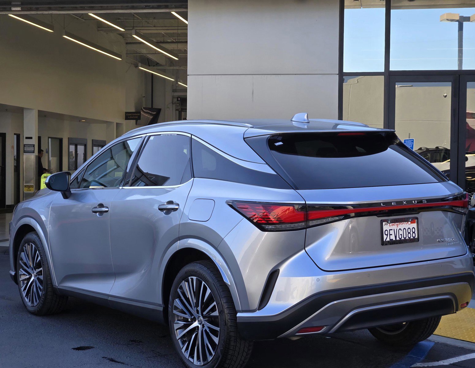 Used 2023 Lexus RX 350 Premium Plus image 6