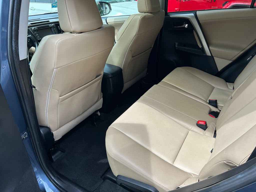 Used 2013 Toyota RAV4 Limited AWD/4WD image 10