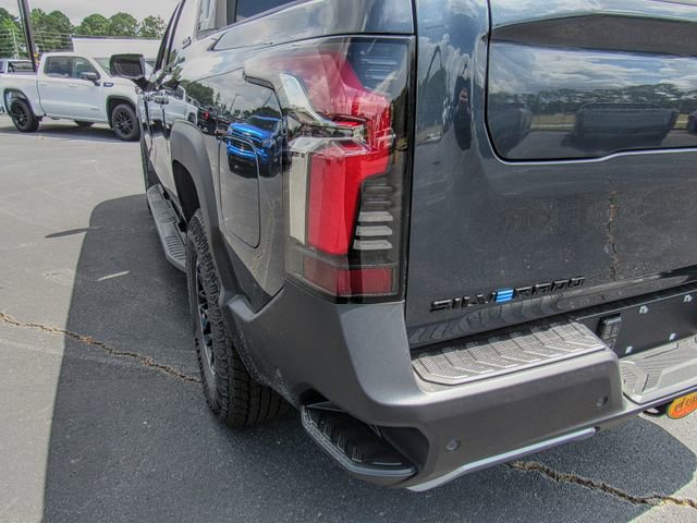 New 2026 Chevrolet Silverado EV Trail Boss w/ Premium Package image 8