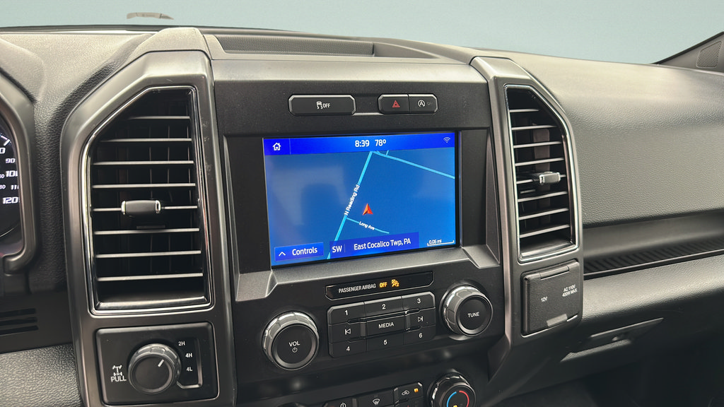 Used 2019 Ford F150 XLT w/ Equipment Group 302A Luxury AWD/4WD image 19