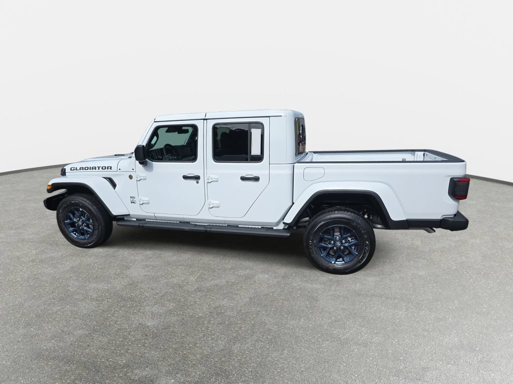 New 2026 Jeep Gladiator Sport AWD/4WD image 8