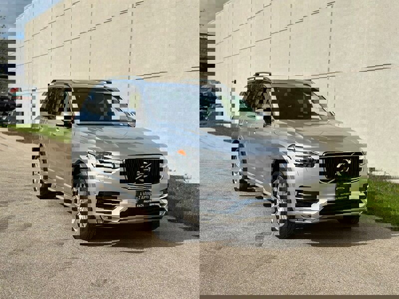 Used 2019 Volvo XC90 T6 Momentum w/ Advanced Package image 4