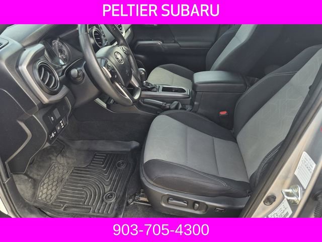 Used 2022 Toyota Tacoma TRD Off-Road w/ Technology Package image 17