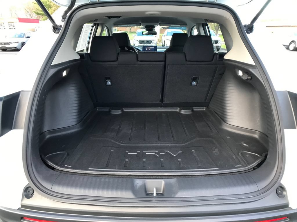 Certified 2023 Honda HR-V LX image 8