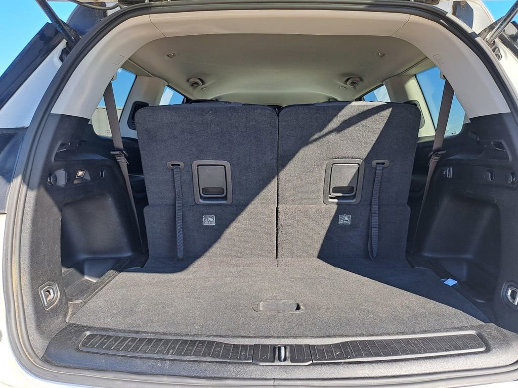 Used 2023 Jeep Grand Cherokee L Laredo image 25