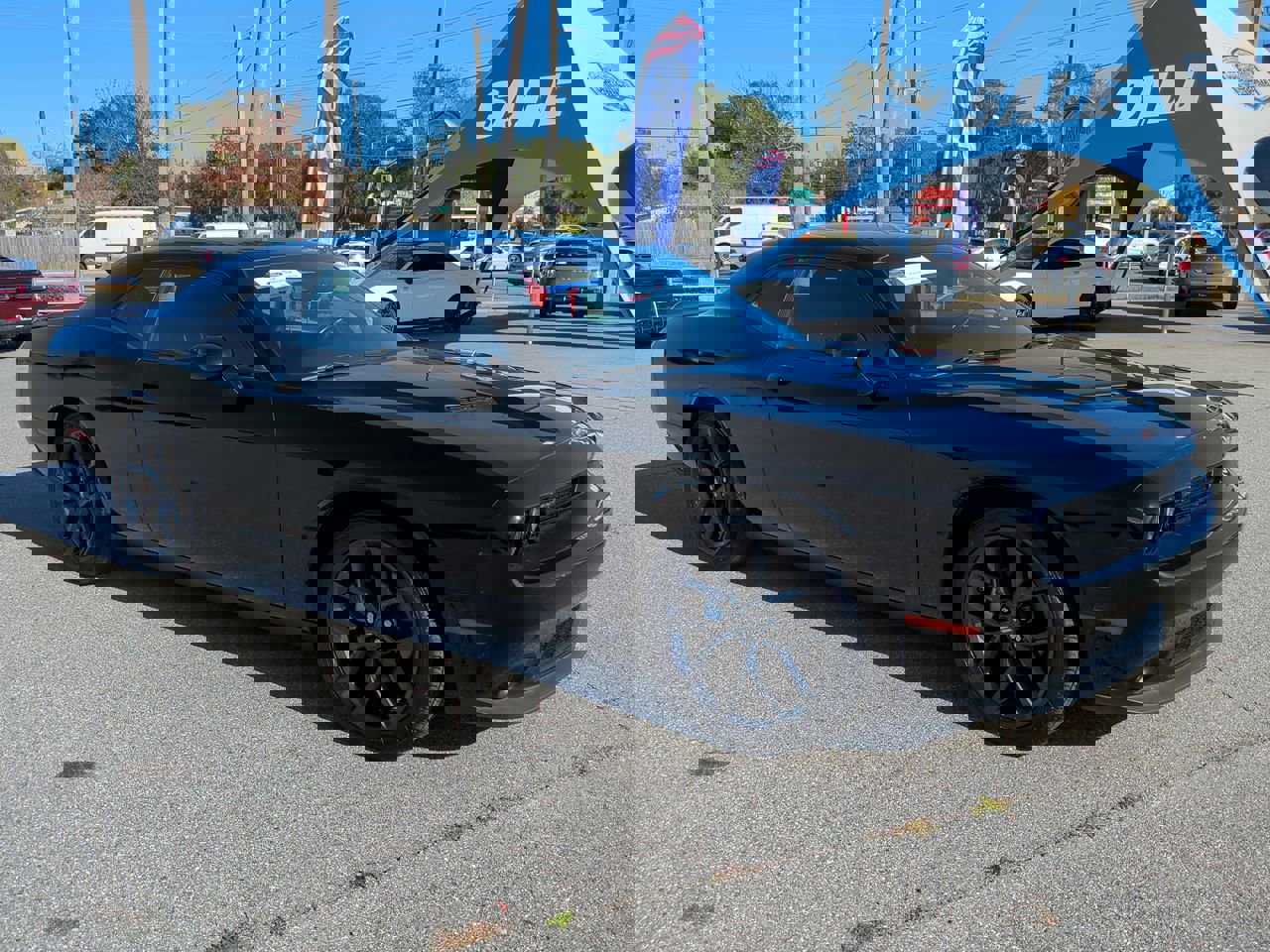 Used 2023 Dodge Challenger SXT w/ Blacktop Package image 2