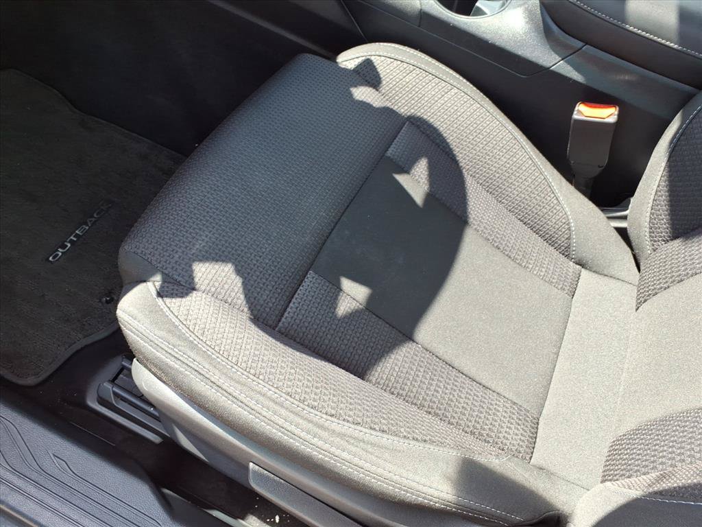 Used 2021 Subaru Outback AWD/4WD image 19
