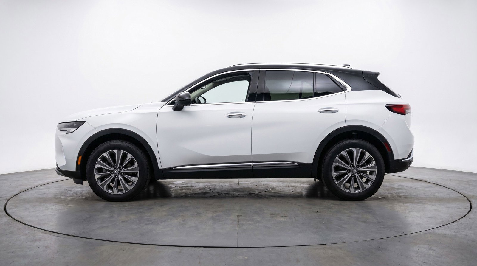 Used 2024 Buick Envision Preferred AWD/4WD image 5