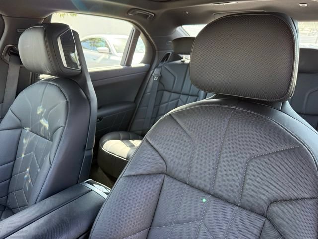 Used 2026 BMW 750e xDrive AWD/4WD image 55