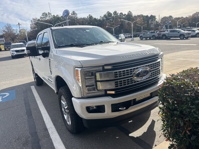 Used 2019 Ford F350 Platinum w/ Platinum Ultimate Package image 3
