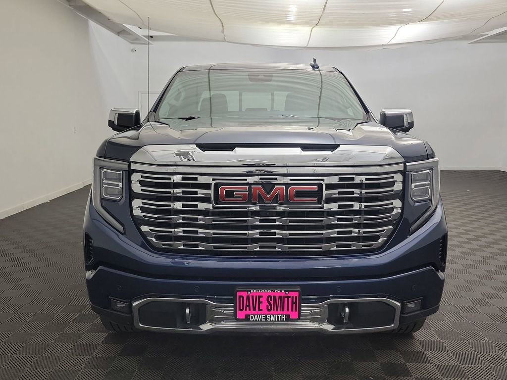 Used 2022 GMC Sierra 1500 Denali image 4