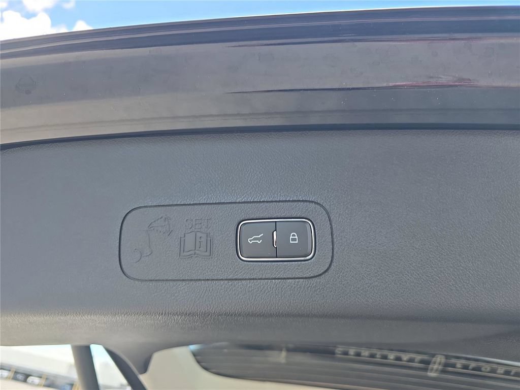 New 2026 Lincoln Aviator 2WD image 22