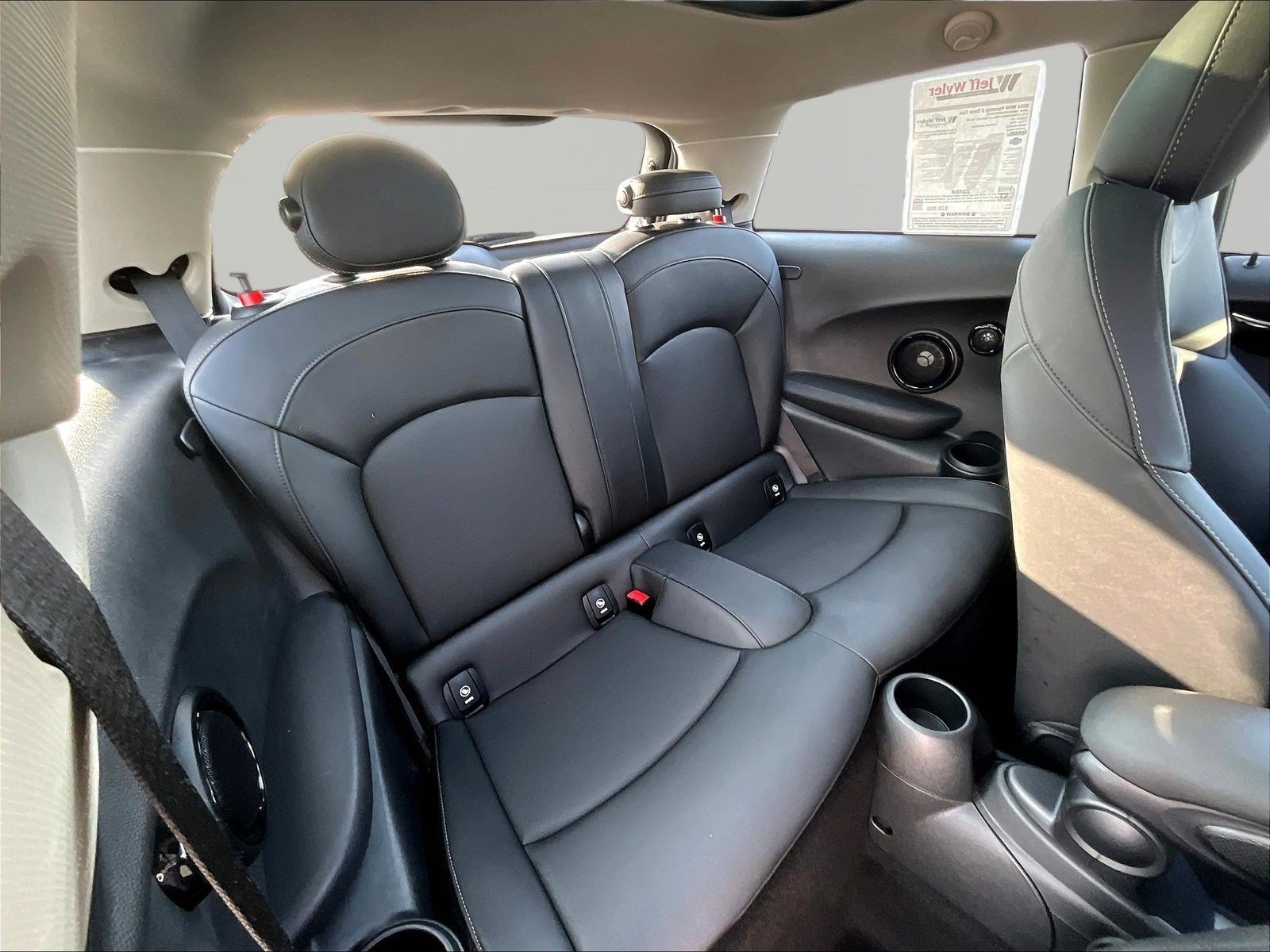 Used 2024 MINI Cooper SE FWD image 23