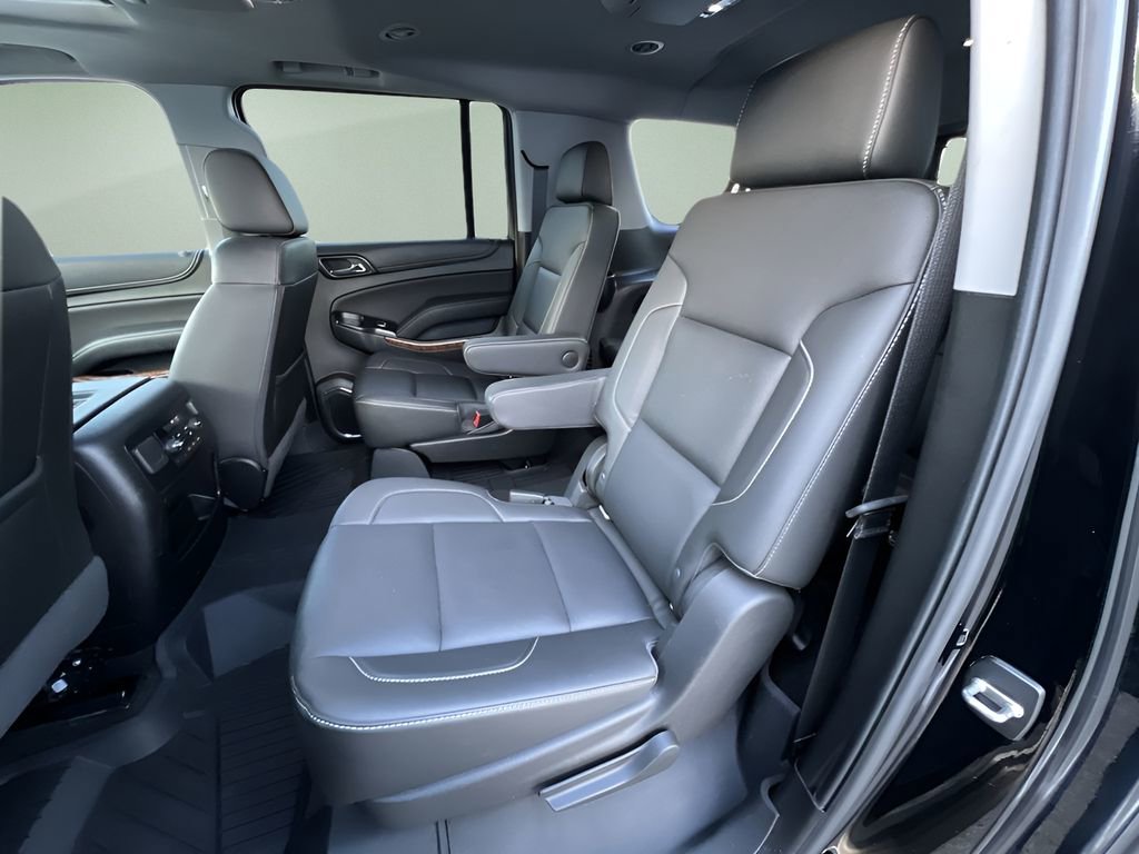 Used 2018 Chevrolet Suburban Premier image 26