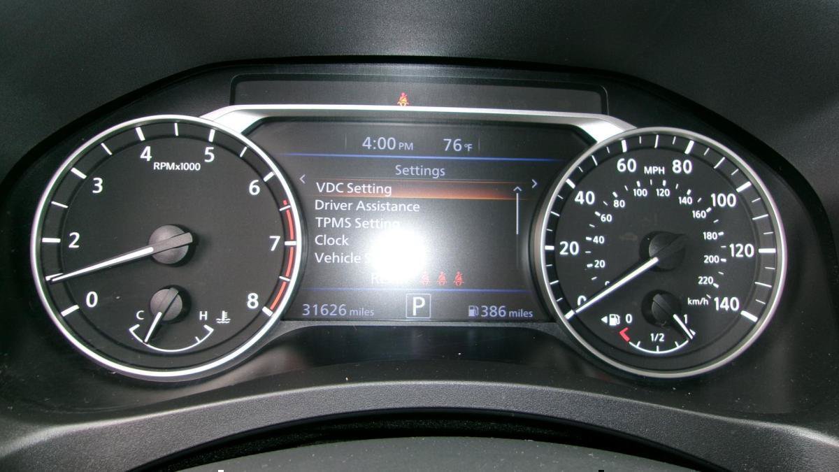 Used 2025 Nissan Altima 2.5 SV FWD image 14