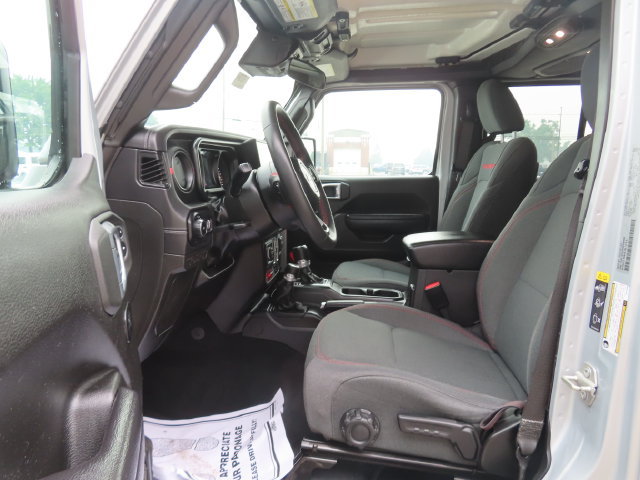 Used 2024 Jeep Wrangler Unlimited Rubicon AWD/4WD image 16