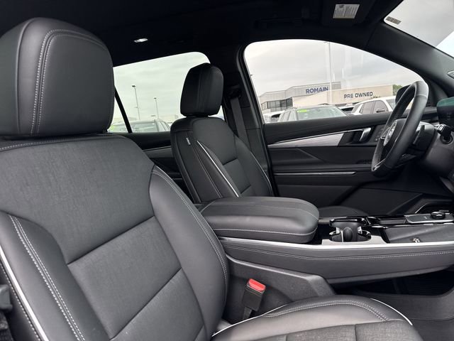 Used 2026 Buick Enclave Preferred w/ Power Package AWD/4WD image 18