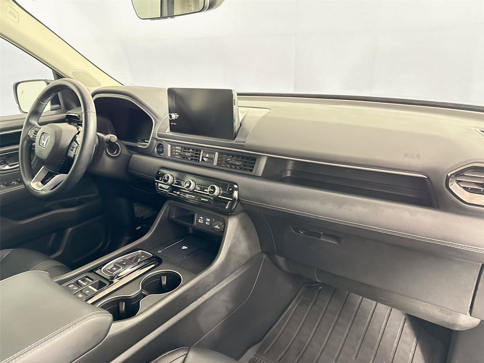 Used 2025 Honda Pilot EX-L image 45