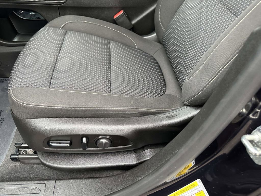 Certified 2021 GMC Acadia SLE w/ Driver Convenience Package image 23